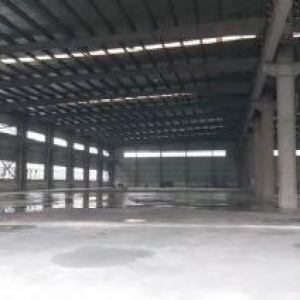 扬州北客运站三层每层2000平厂房出租。
